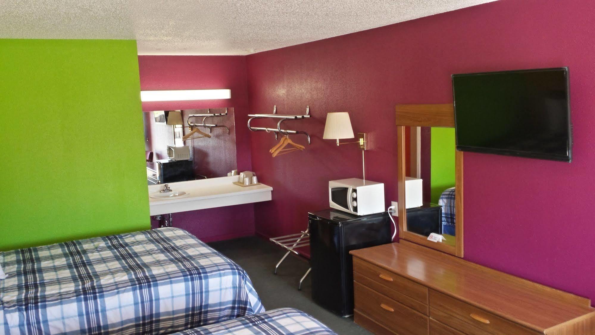 Morning Star Inn Anson Bagian luar foto
